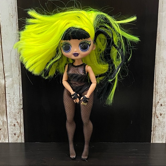 L.O.L Surprise OMG Bhad Gurl Bhaddie Gurl 9" Fashion Doll - Picture 3 of 7